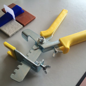 Ke cân bằng gạch